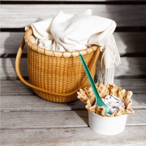 Meet your Posher, Liana